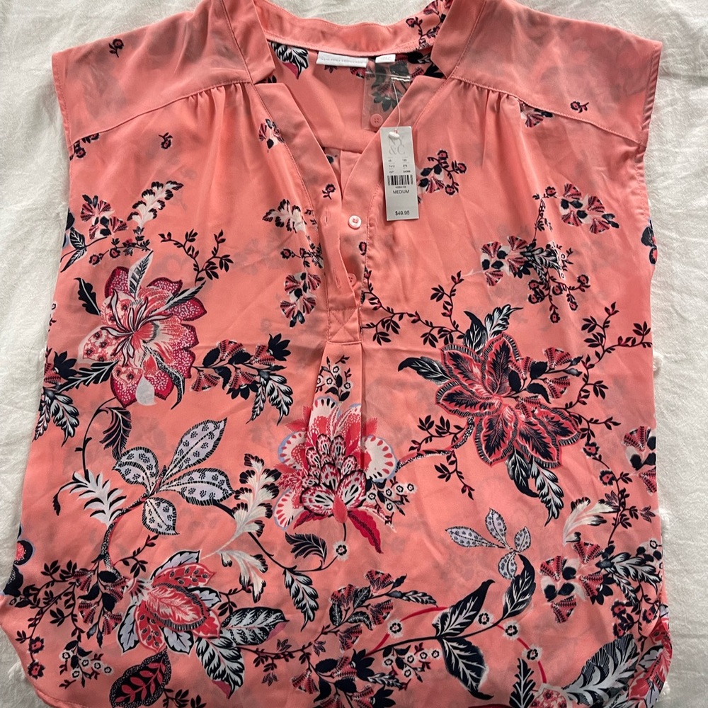 Never worn M sized New York and Company short sleeve flowered blouse